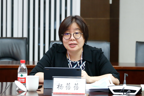 杨蓓蓓.jpg