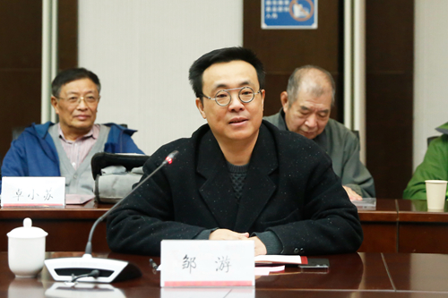 邹游.jpg