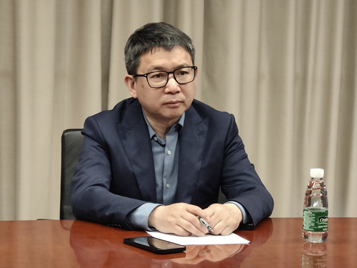 詹炳宏.jpg