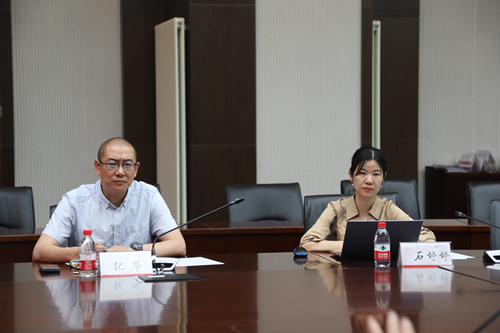 稳健医疗集团研发副总裁 纪华,深圳全棉时代研发经理 石婷婷.jpg