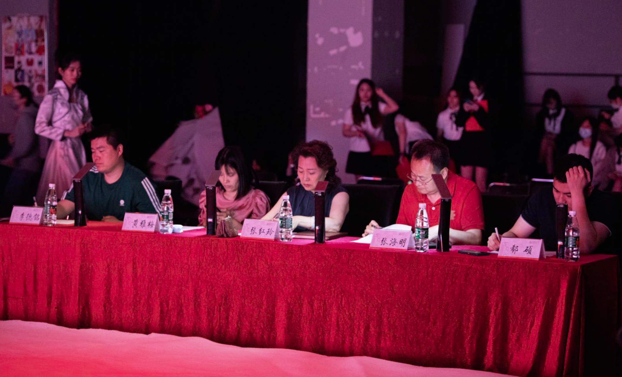 截屏2023-06-13 10.40.27.png