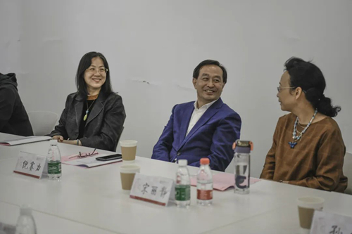 104.jpg