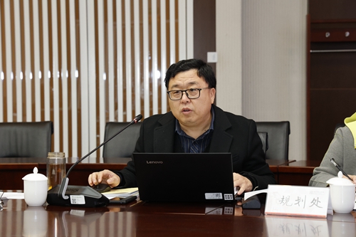 杨卫红.jpg