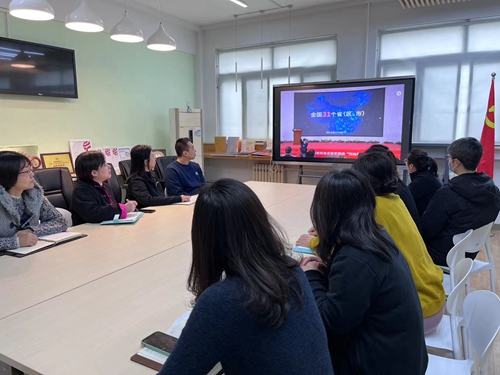 同步参与教育部全国青少年普法网的“宪法晨读”活动15.jpg